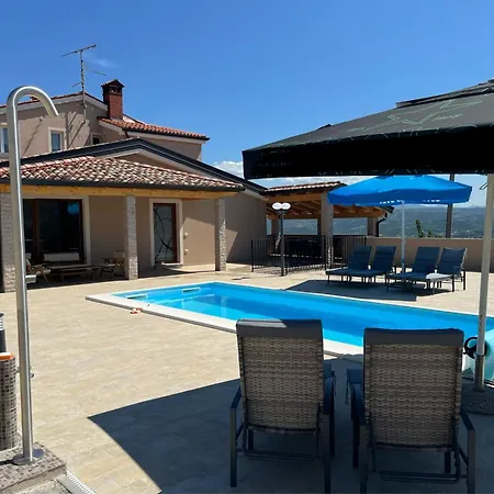 아파트 Apartma Rozi Deluxe 코페르