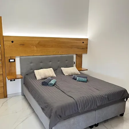 Appartement Apartma Rozi Deluxe Koper