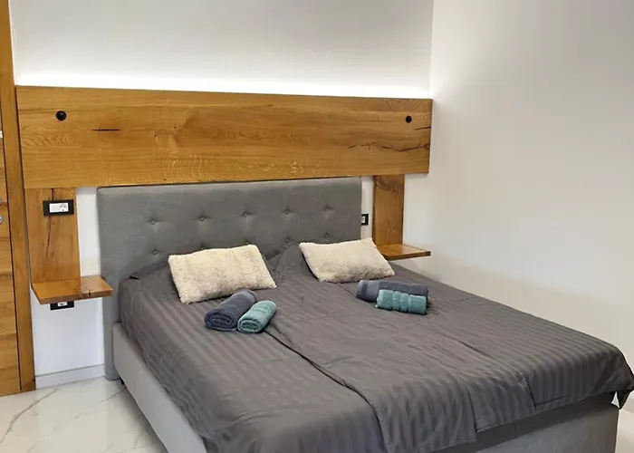 Daire Apartma Rozi Deluxe Koper